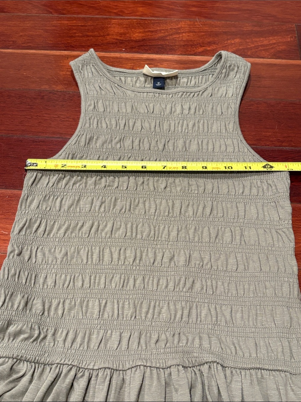 Universal Thread Size Medium Sleeveless Smocked Waist Olive Green Maxi Dress - Picture 8 of 9